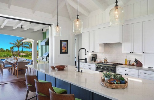 Poipu House | Hale Leilani: Plantation Villa w/Ocean View, Pool