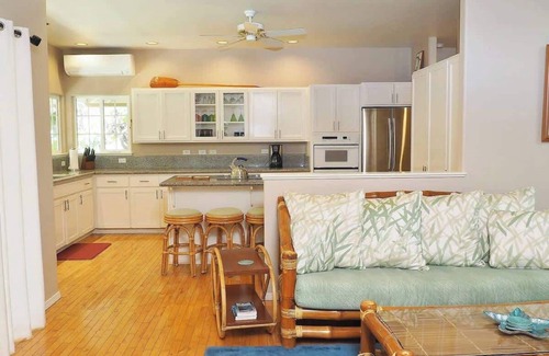 Kamuela House | Hale Ulu`wehi ~ Tropical Hideaway