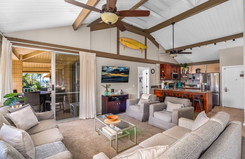 Kihei Condo | Haleakala Shores #A-408 Spacious Open Floor Plan in Heart of Kihei, By Beach