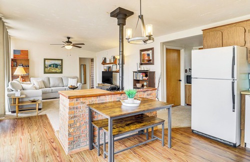 Jemez Springs Cottage | Half-mi to Jemez Hot Springs: Cozy Cabin Getaway!