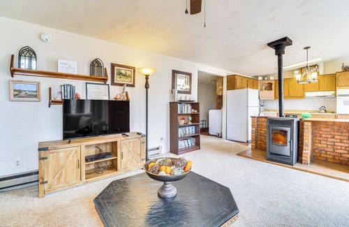 Jemez Springs Cottage | Half-mi to Jemez Hot Springs: Cozy Cabin Getaway!