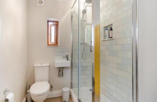 Llanelli House | Halfstone House