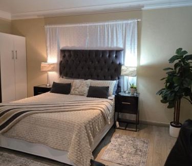 Greater Johannesburg Metropolitan Area Apartment | Halfway Gardens Home