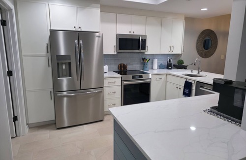 Navarre Beach Condo | 🏖️ Halfway To Heaven~ BEAUTIFUL~SPACIOUS~Gulf Front~Pool~Hot Tub-3B3B, Sleeps 8