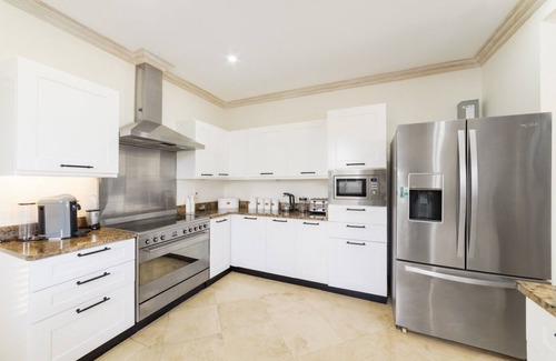Porters Villa | Halfway Tree Villa by Fantasia Villas
