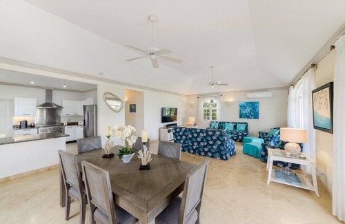 Porters Villa | Halfway Tree Villa by Fantasia Villas