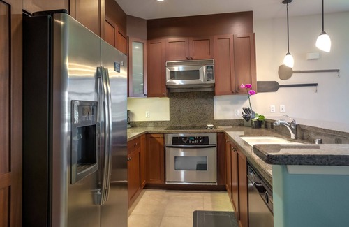 Waikoloa Condo | Hali'i Kai 11A stunning golf and ocean views close to ocean-front pool