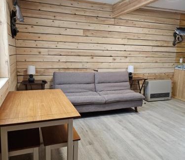 Kenai House | Halibut Haven, Cabin 7 at Lower Kenai Lodge