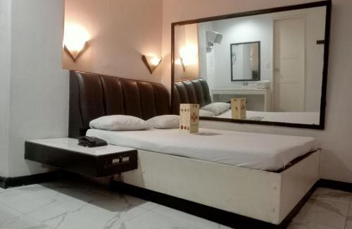 Santa Mesa Hotel | Halina Drive in Hotel-Sta Mesa