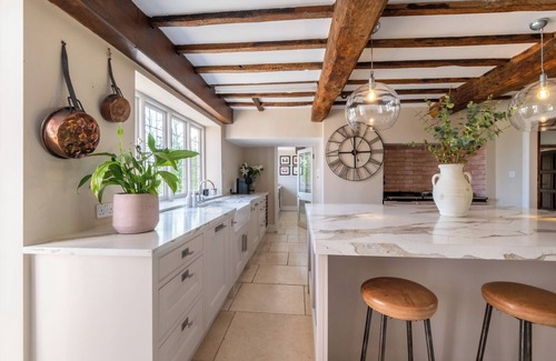 Nantwich Cottage | HALL O'COOLE, character holiday cottage, with open fire in Wrenbury