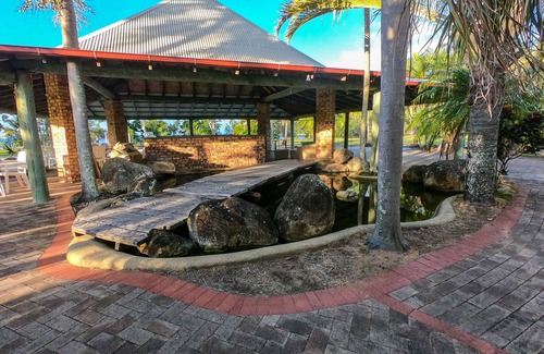 Haliday Bay Cottage | Halliday Bay Resort