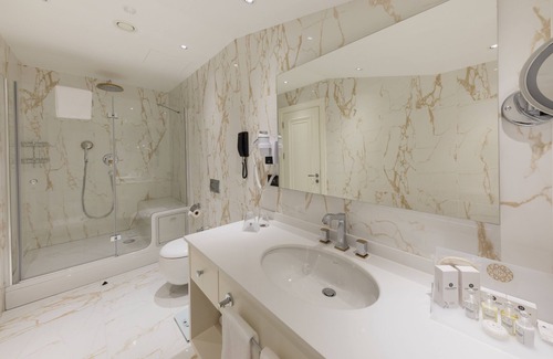 Osmanbey Hotel | Hallmark Hotel & Spa