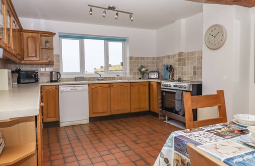 Stibb House | HALLS FARM, family friendly, character holiday cottage in Poughill