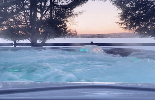 Algonquin Highlands Cabin | Halls Lake Resort