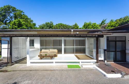Oshima House | Halo