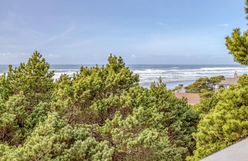 Seal Rock House | Halpern House