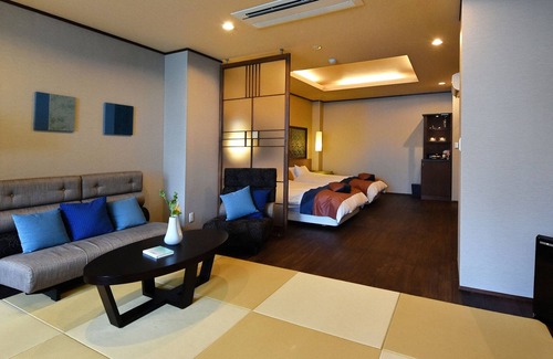 Futami House | Hamachiyokan