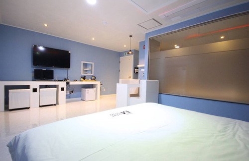 Haman Hotel | Haman The Moon