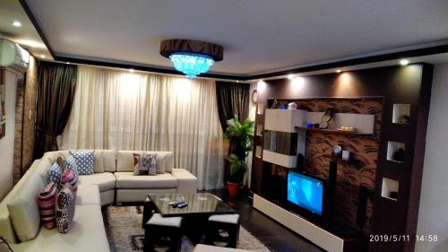Nasr City Apartment | Hamdy 5 Star (Families Only)