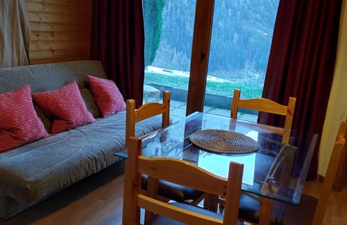 Orelle Apartment | Hameau 2 006 - SPA & PISCINE appartement 6 pers