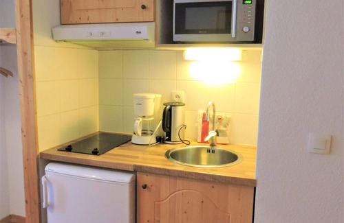 Orelle Apartment | Hameau 8 102 - SPA & PISCINE appartement 4 pers