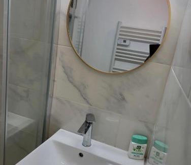 Grand-Couronne Bed & Breakfast | Hameau des Essarts