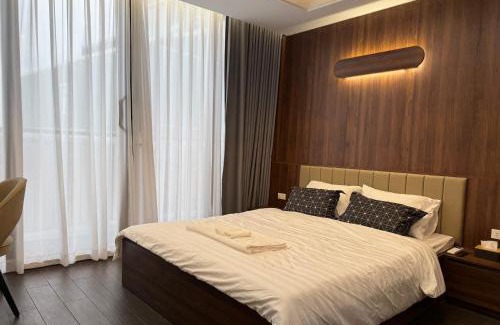 Thuy Khue Apartment | Hami LakeView Service Apartment
