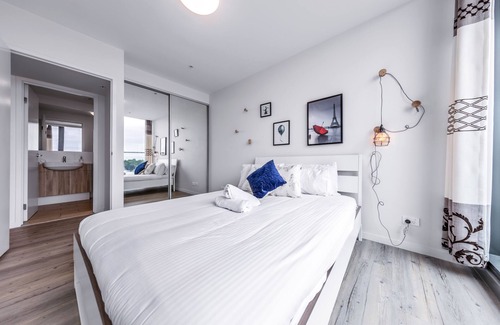 Hamilton Apartment | Hamilton 409