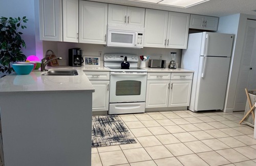 Indian Rocks Beach Condo | Hamilton House 301 is a Silver 2-bedroom 2 bath Gulf Front Condo