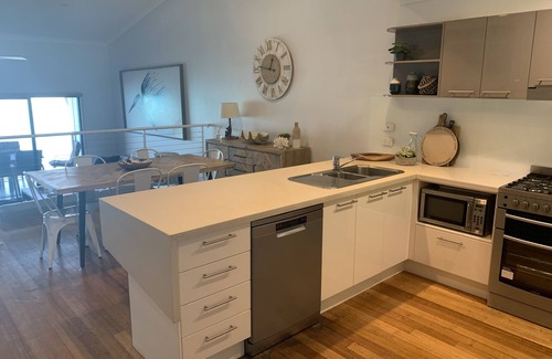 Hamilton Island Apartment | HAMILTON ISLAND APPARTMENT SHORELINES 34
