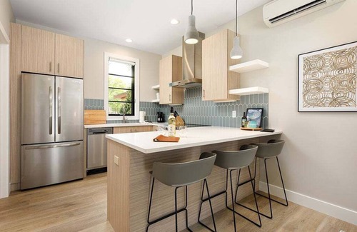 Traverse City Apartment | Hamilton Place - 305 (3 units) Sleeps 12