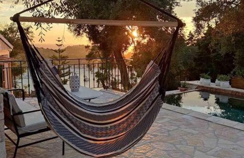 Lakka House | Hammock House (Angelo's house)