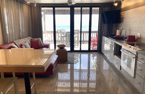 Estate Smith Bay Condo | HAMMOCK IN HEAVEN - FIVE STAR ELEGANCE
