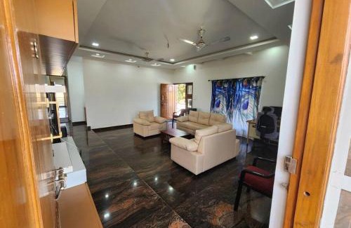 Kamalapur House | Hampi Premium Homestay with Cook