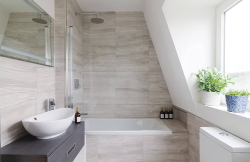 Gospel Oak Apartment | Hampstead Heath 2 bed