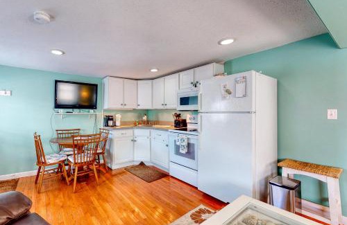 Hampton Apartment | Hampton Beach Hangout & Nancy's Villa