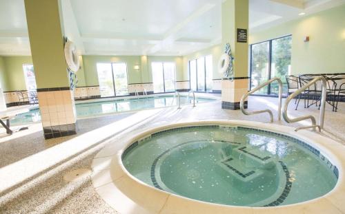 Brattleboro Hotel | Hampton by Hilton Brattleboro