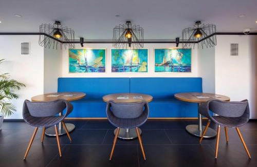 Pendik Hotel | Hampton by Hilton Istanbul Kurtkoy