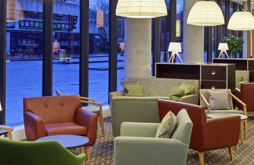Izmit Hotel | Hampton By Hilton Kocaeli Symbol