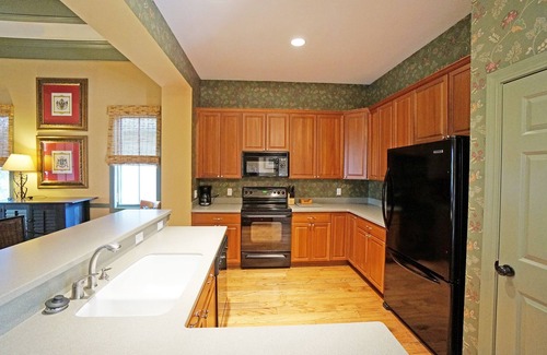 Bluffton House | Hampton Hall Golf Cottage