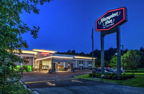 Cannonsburg Hotel | Hampton Inn Ashland