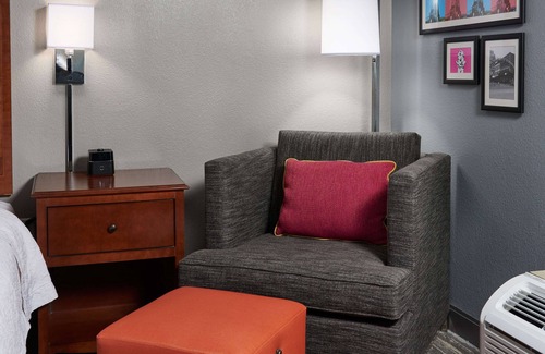 Beaumont Hotel | Hampton Inn Beaumont