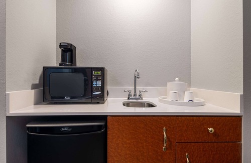 Deerfield Beach Hotel | Hampton Inn Boca Raton-Deerfield Beach
