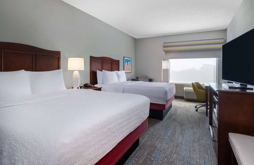 Deerfield Beach Hotel | Hampton Inn Boca Raton-Deerfield Beach
