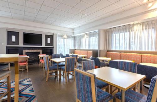 West Seneca Hotel | Hampton Inn Buffalo-South/I-90