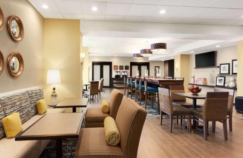 Tri-Cities Hotel | Hampton Inn by Hilton Kennewick at Southridge