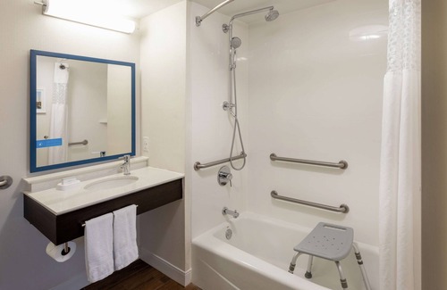 Eagan Hotel | Hampton Inn by Hilton Minneapolis/Eagan