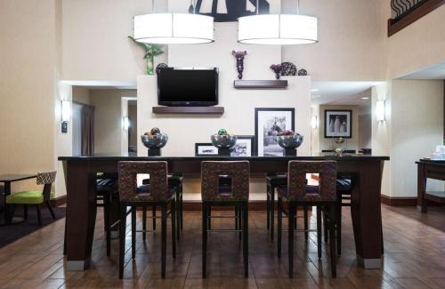 Odessa Hotel | Hampton Inn by Hilton Odessa