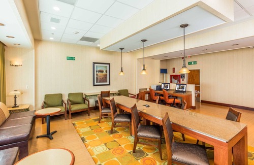 Queretaro Hotel | Hampton Inn by Hilton Queretaro Tecnologico