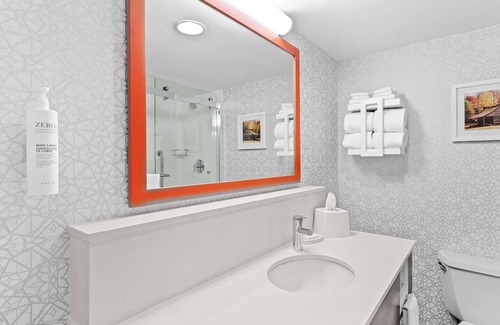 Naperville Hotel | Hampton Inn Chicago/Naperville